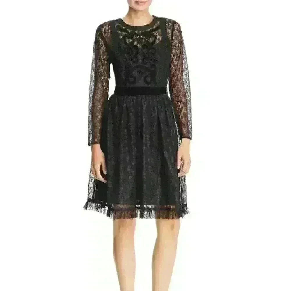 NEW! Nanette Lepore Women’s 2 Velvet Lace Dress NWT $158 - Picture 1 of 2